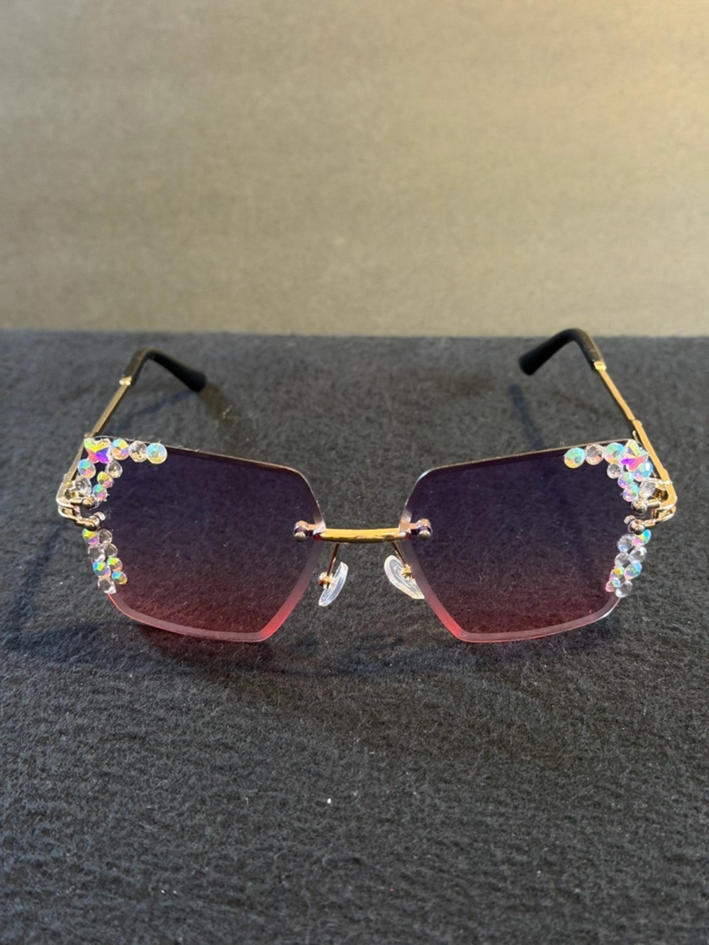 Rhinestone Accent Pink Gradient Rimless Sunglasses - Picture 2 of 5